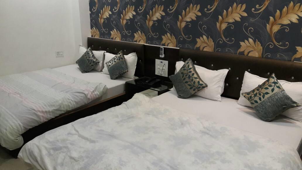 Hotel Raj Vilas Udaipur Esterno foto